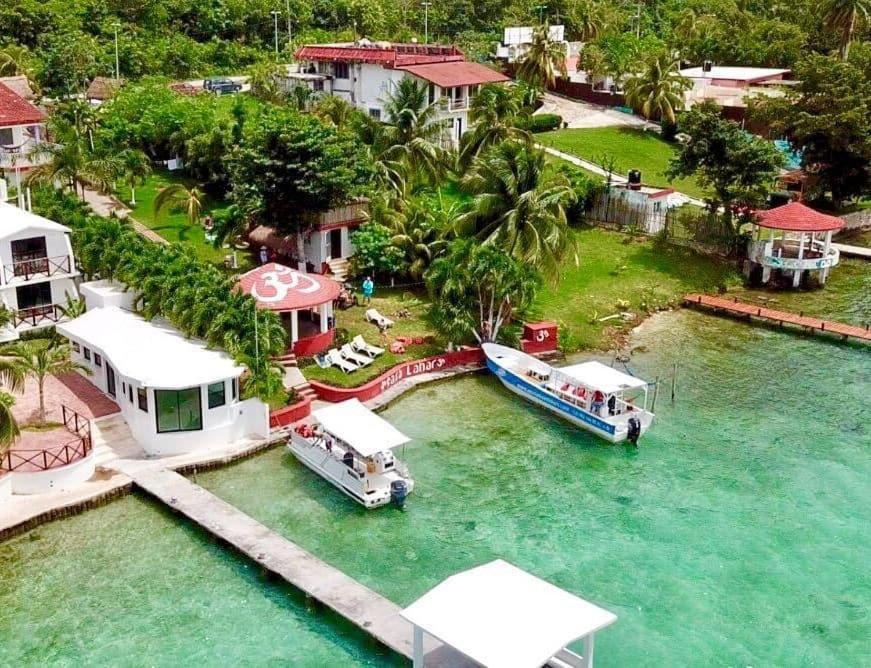 Casa baklahar Andrómeda Bacalar